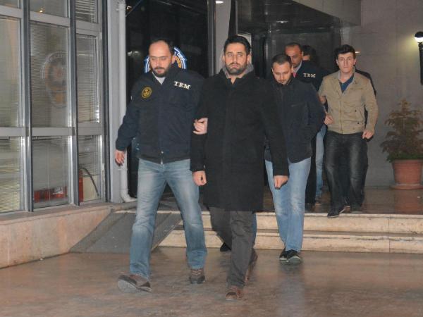 Bursa’da 'paralel yapı' operasyonunda gözaltına alınan 11 kişi adliyeye sevk edildi