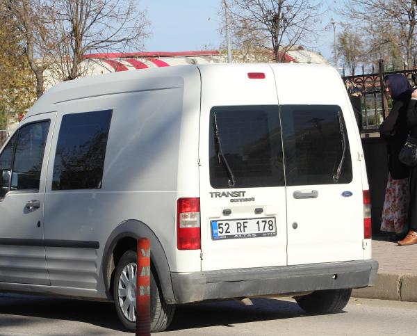 2 kardeş, define bulamayınca kuyumcuyu soymaya kalkışmış