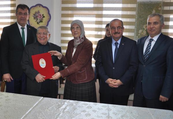 'Çocuk gelinler', yurtlarla önlenecek
