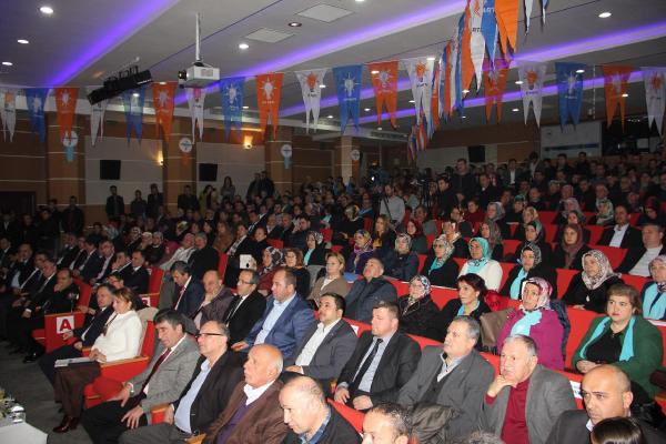 Ak Partili Ataş: Bombalar Ak Parti'nin önünü kesmek için patlatıldı