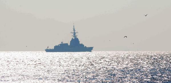 NATO gemileri Marmara'ya açıldı