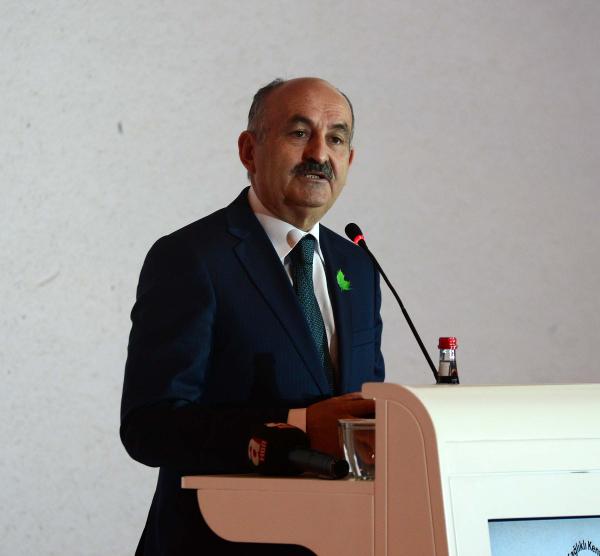 Bakan Müezzinoğlu: Ben Sağlık Bakanı mıyım, hastalık bakanı mıyım?