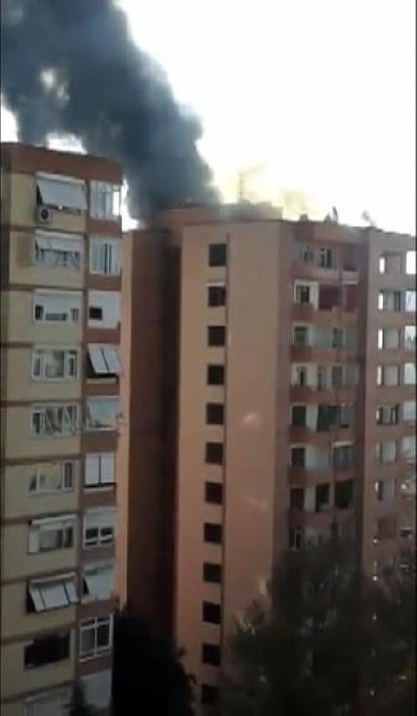Kadıköy'de boşaltılan 12 katlı binada yangın