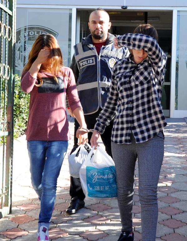 'Kiralık daire bakıyoruz' diyerek evleri soydular