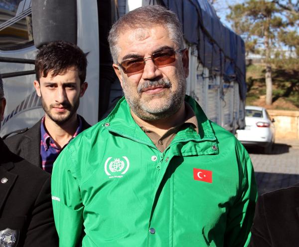 Gaziantep'ten Türkmenler'e 4 kamyon gıda yardımı