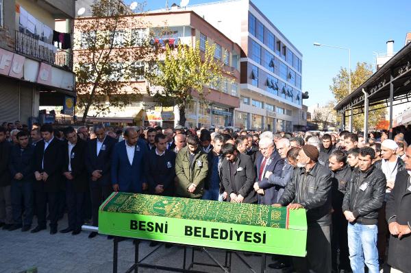 CHP Besni ilçe başkanı son yolculuğuna uğurlandı