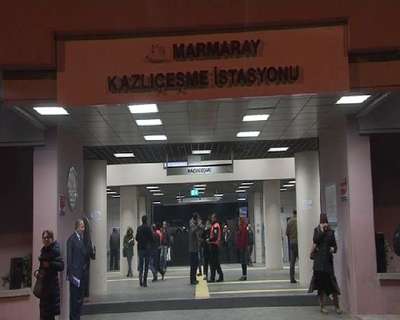 Marmaray'da arıza nedeniyle seferler 15 dakika durdu