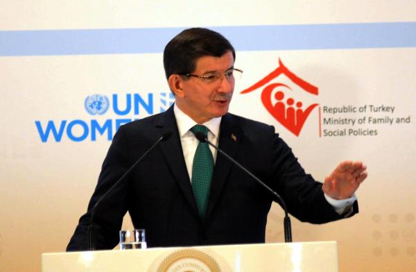 Başbakanlık koruma polisi bayıldı, Sare Davutoğlu müdahale etti