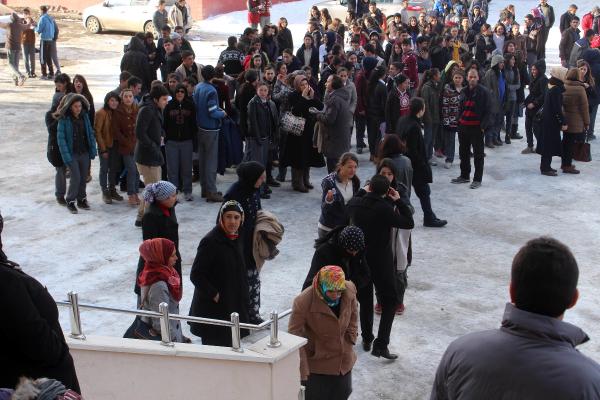 Ardahan'da lisede yangın paniği