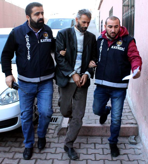 150 sahte altını patronuna satan Suriyeli yakalandı