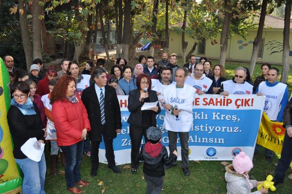 Üniversite çalışanlarından kreş tepkisi