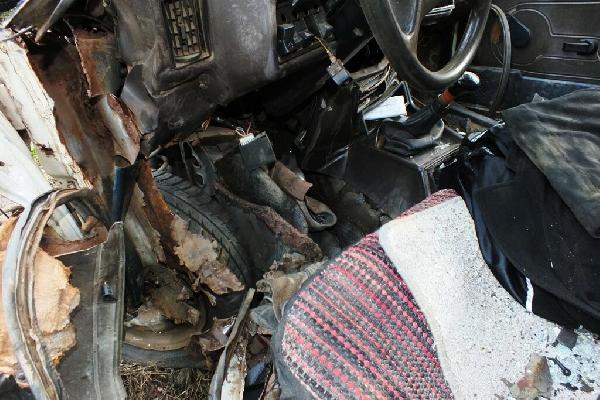 Otomobille kamyonet çarpıştı: 1 ölü, 1 yaralı
