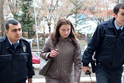 Savcı, şiddet uygulayan eşini öldüren kadına 'ceza verilmesin' dedi