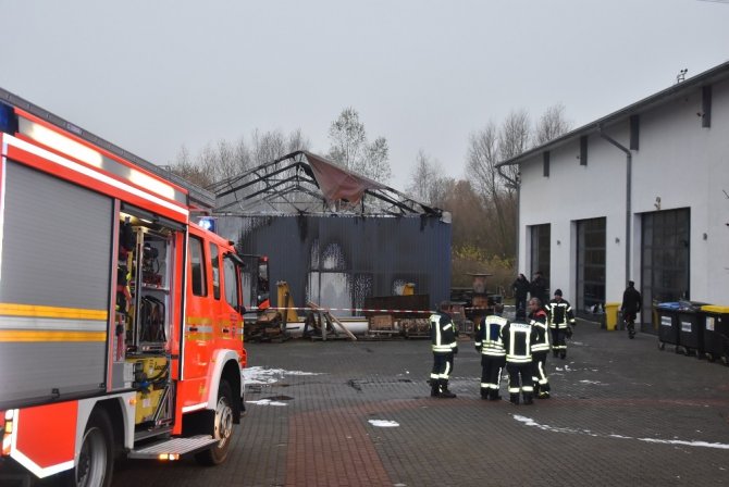 Hamburg'da Türk firmasının deposu kundaklandı