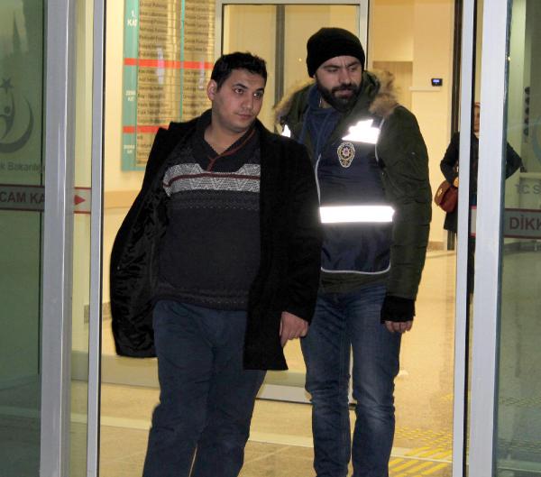 Sivas'ta 'paralel yapı' şüphelileri sağlık kontrolünden geçirildi