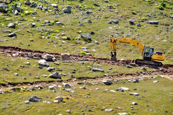 Yeşil Yol karşıtları durdurma kararını değerlendirdi: Yeşil Yol iyice tartışmalı hale geldi