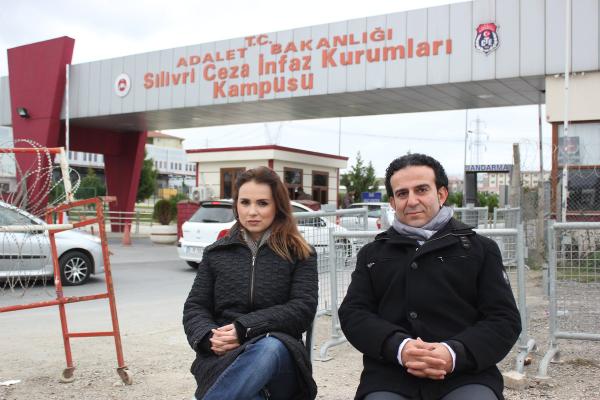 'Umut Nöbeti'nin bugün 3'üncü nöbetçisi Ceren Kumbasar oldu
