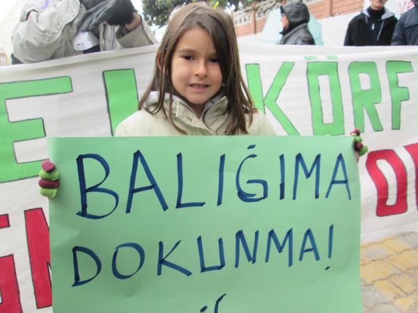 Bandırma'da, termik santralin ÇED toplantısı protestolu geçti