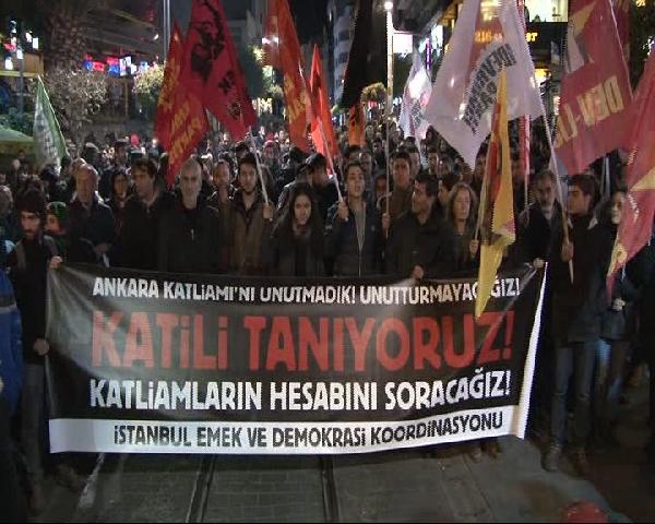 Ankara'daki patlamada ölenler, katliamın 2. ayında Kadıköy'de anıldı