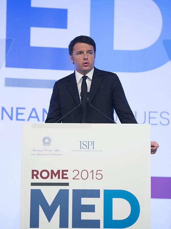 İtalya Başbakanı Matteo Renzi: "IŞİD'le son dakika çözümleriyle mücadele edemeyiz"
