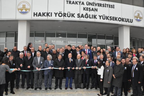 Bakan Müezzinoğlu: Eşiyle kavga ediyor, 112’yi arıyor