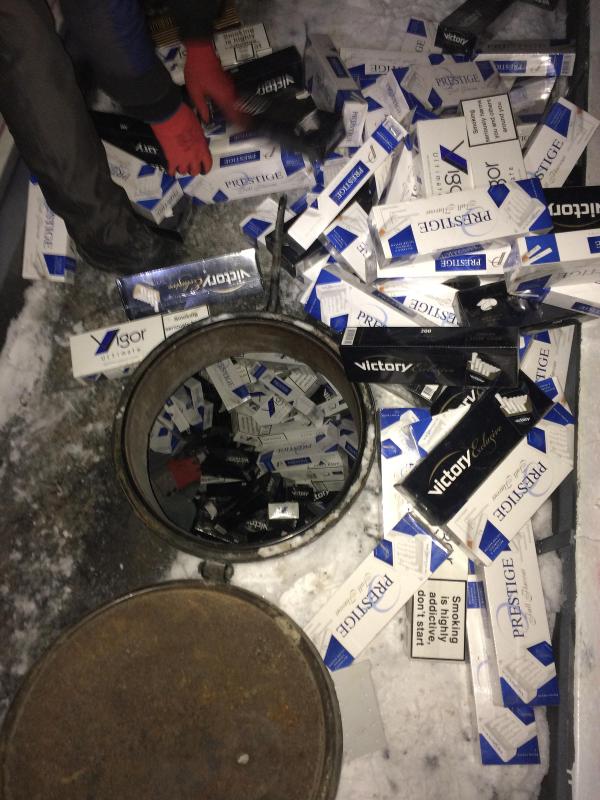 Bitlis’te tankerden 47 bin paket kaçak sigara çıktı