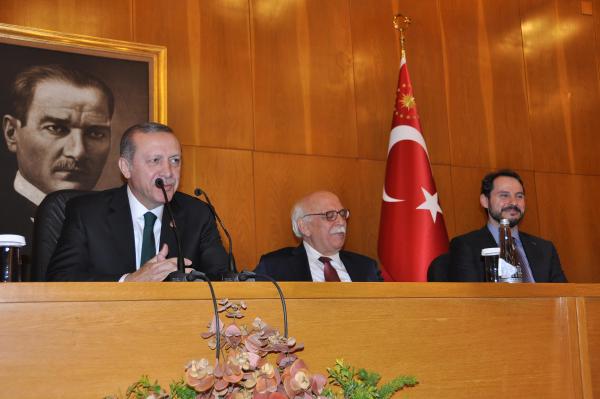 Cumhurbaşkanı Erdoğan Türkmenistan'a gitti