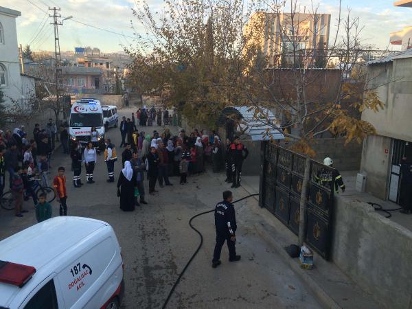 Adıyaman’da tek katlı ev yandı