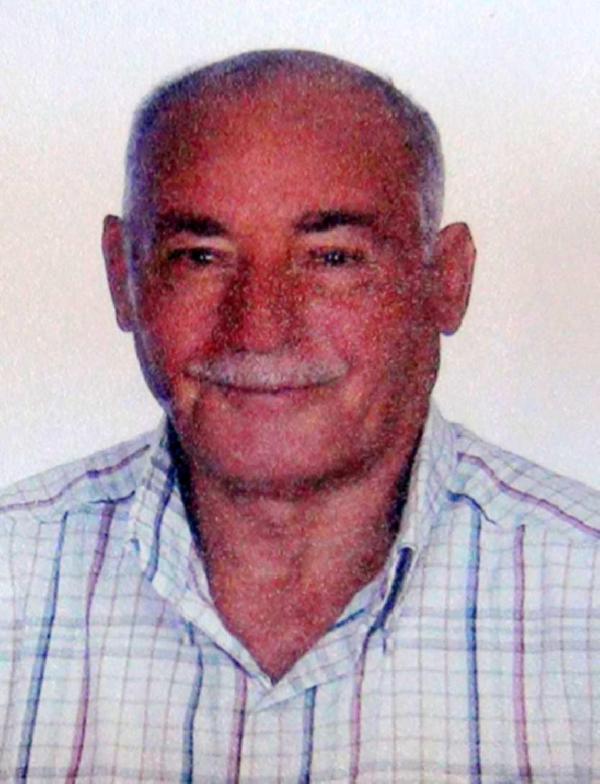 Evinin tapusu adına geçirdikten sonra üvey babasını öldürdü