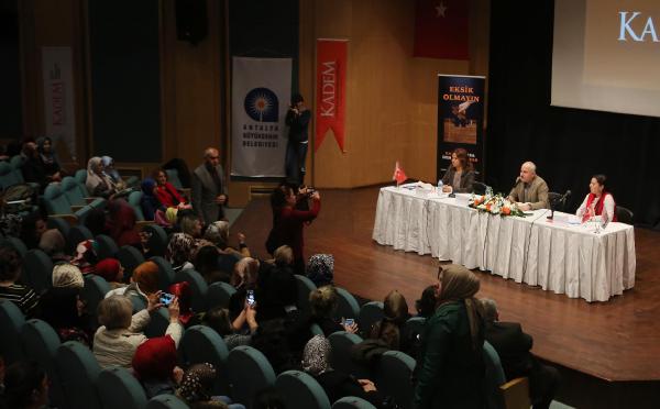 Ak Partili Enç: Kadına seçme ve seçilme hakkı verilmesinde arızalı bir durum var
