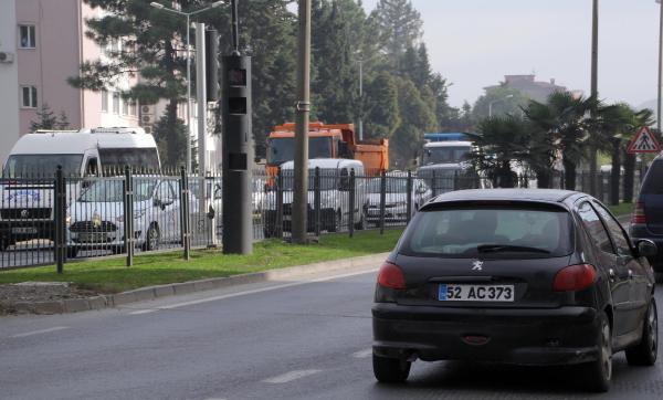 Ordu Belediye Başkanı'ndan sürücülere: Yavaş gideceksiniz kardeşim