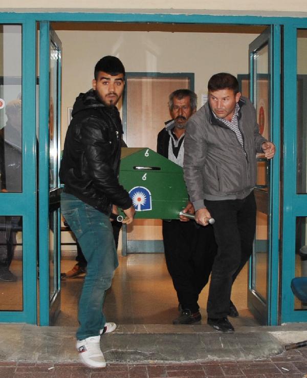 Gözü yaşlı baba: Kızımın faillerini bulun (2)
