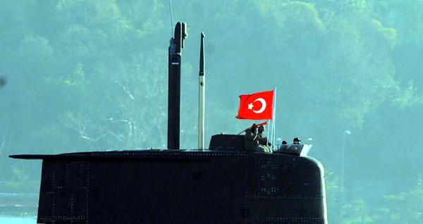 (ek bilgi ve fotoğraflarla) - Rus savaş gemisi "ceaser kuniko' İstanbul Boğazı'nda