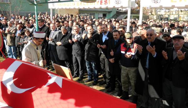 Uzman çavuş Şahin, Ekinözü'nde toprağa verildi