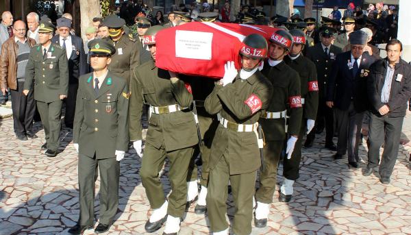 Alaşehirli Kore Gazisi'ne son görev