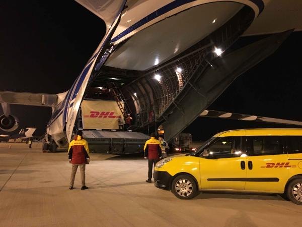 DHL 3. Köprü’nün yüzlerce tonluk son parçalarını havayoluyla getiriyor