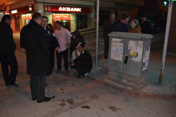 Yaralıya ilk müdahale stajyer sağlık lisesi öğrencisi yaptı