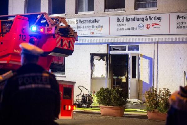 Almanya'da DİTİB cami kundaklandı...
