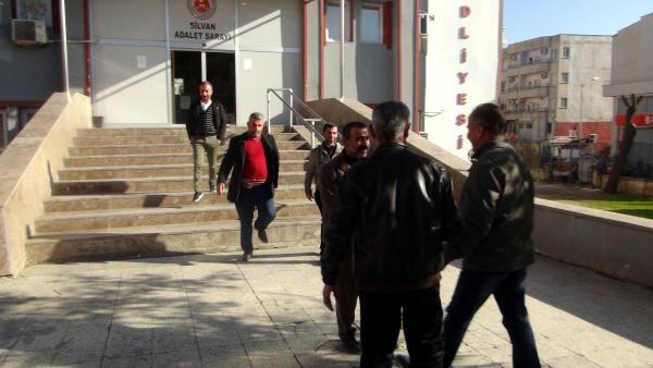 Silvan'da gözaltına alınan 4 kişiden 1'i tutuklandı