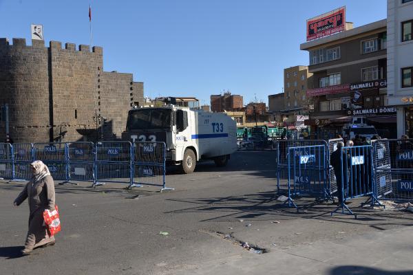 Diyarbakır Sur'da çatışma: 1 polis yaralı