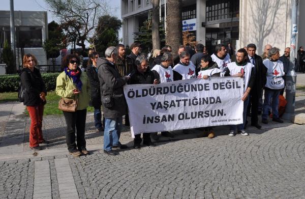 İHD'den sokağa çıkma yasağına tepki