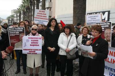 Cezaevindeki Prof. Dr. Pekünlü için imza kampanyası