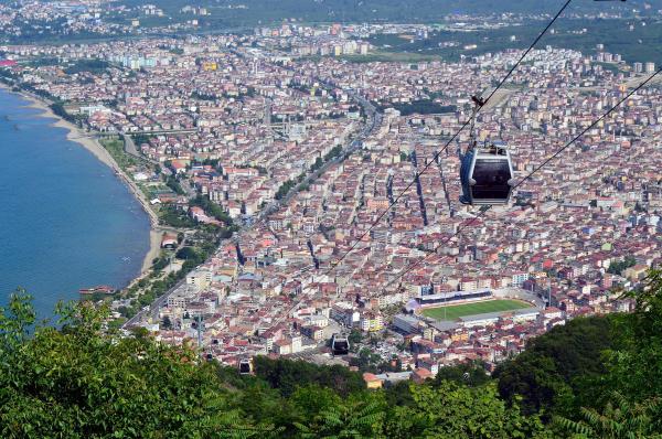 Ordu’da deniz üzerindeki havalimanına gurbetçi dopingi