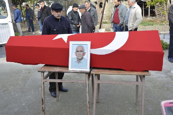 Kore gazisi Örtülü, son yolculuğuna uğurlandı