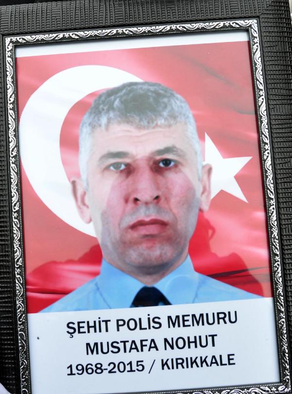 Şehit polis gözyaşlarıyla son yolculuğuna uğurlandı