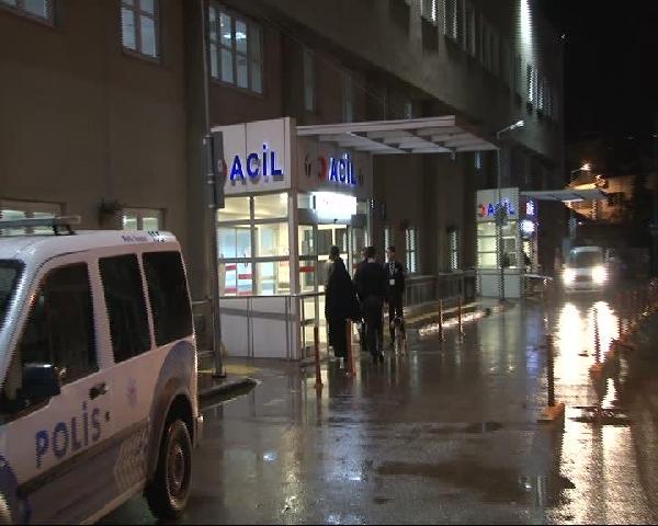 Doktor, hasta yakını tarafından silahla yaralandı