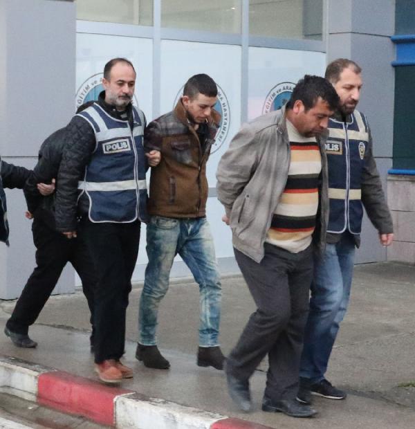 Kendilerini vali olarak tanıtan kişiler,Terme Milli Eğitim Müdürü'nü 60 bin lira dolandırdı