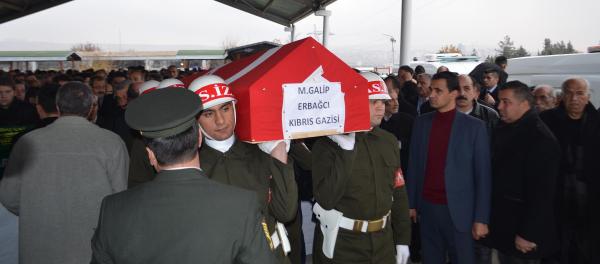 Kıbrıs gazisi son yolculuğuna uğurlandı