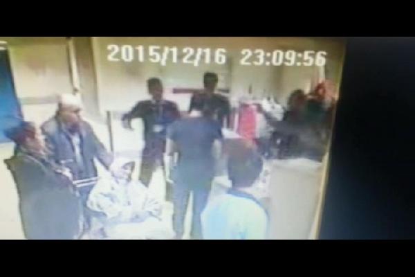 Hasta yakını, doktoru işte böyle vurdu