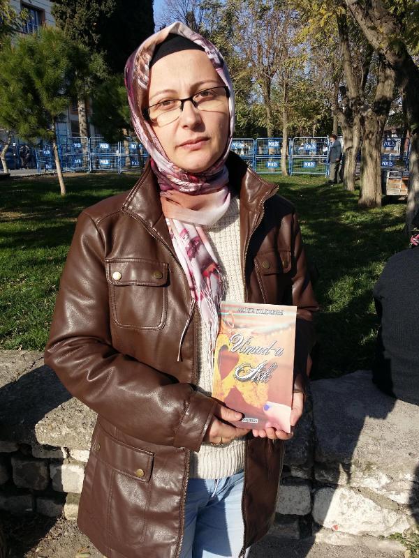 Soma'da ölen madenci eşinden, 'Giden 301 cana şiirler' kitabı